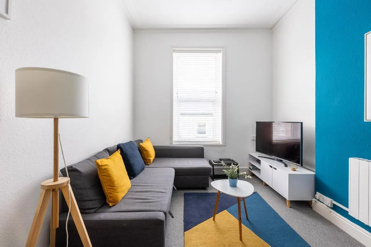 Apartment Judah Suites By Koya Homes - Tv Bed Apartment, Central High Street, Free Parking Barry