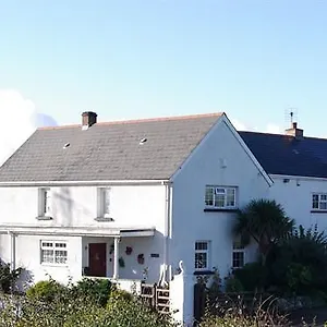 Limpert Bay Hotel Barry
